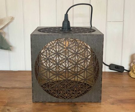 Lampe cube Fleur de vie Bronze Taille L posée